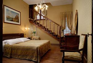 Superior double with queen bed, private facilities (shower), and breakfast